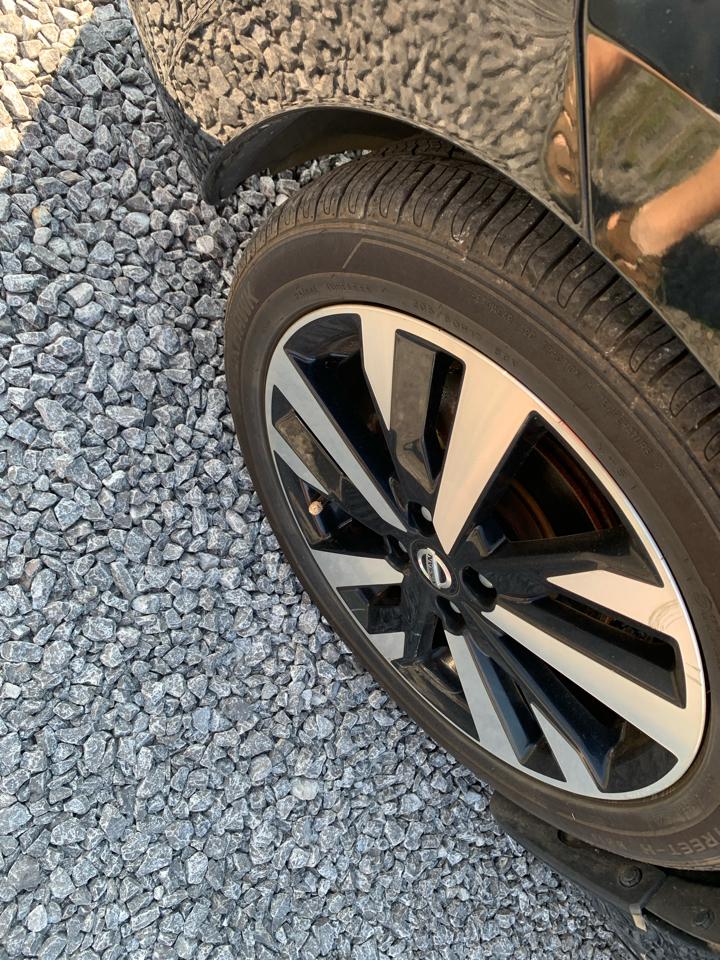 Nissan Versa SR CVT 2021