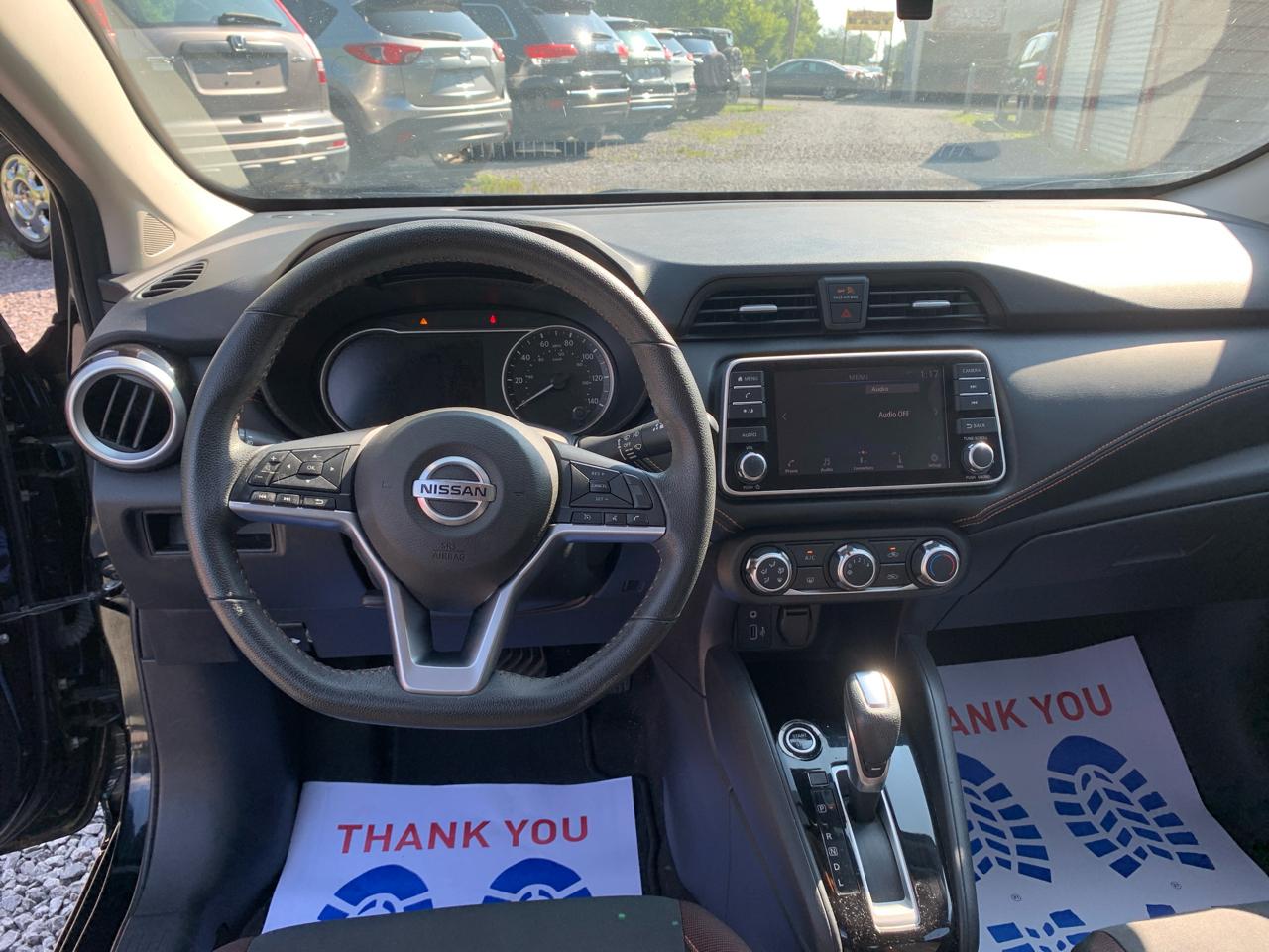 Nissan Versa SR CVT 2021
