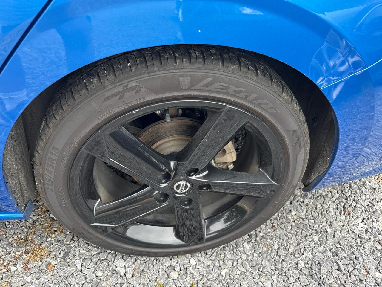 Nissan Sentra SR CVT 2021