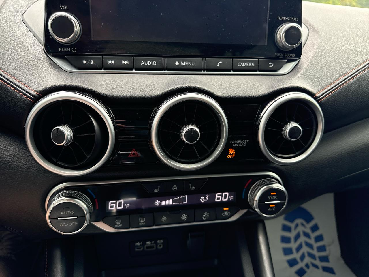 Nissan Sentra SR CVT 2021