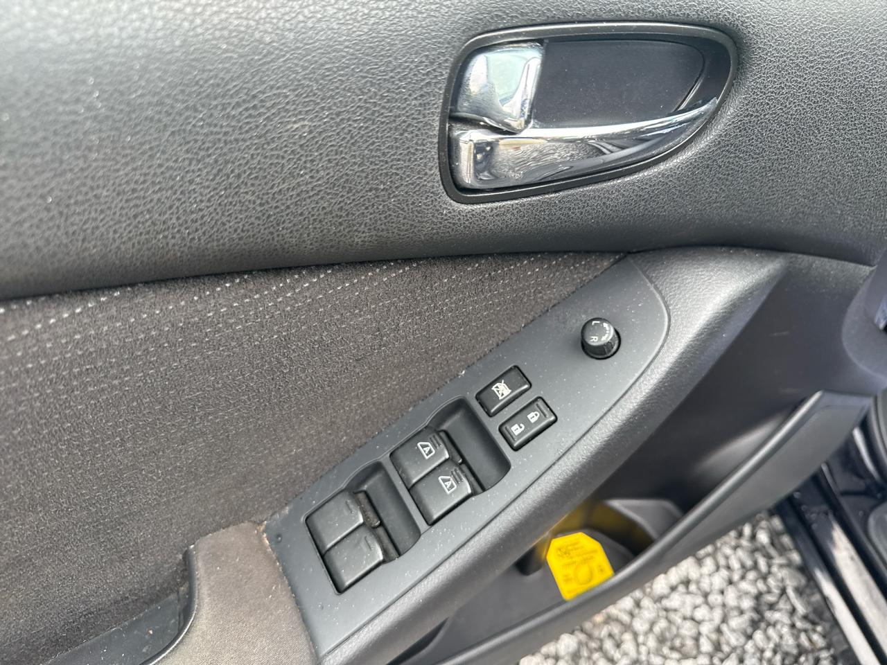 Nissan Altima 4dr Sdn I4 CVT 2.5 S 2011