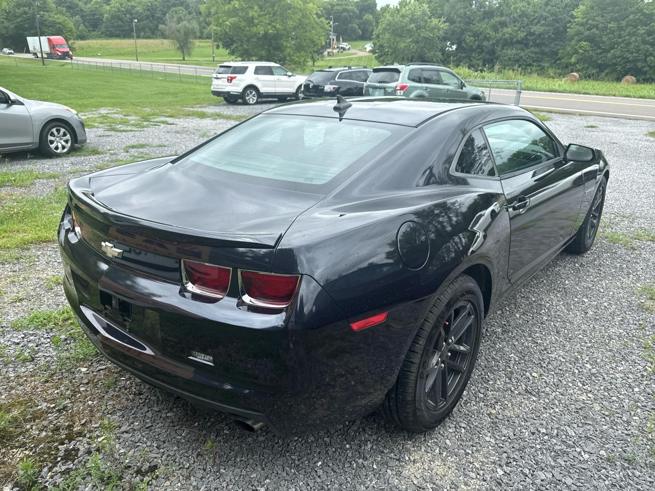 Chevrolet Camaro 2dr Cpe LS w/2LS 2013