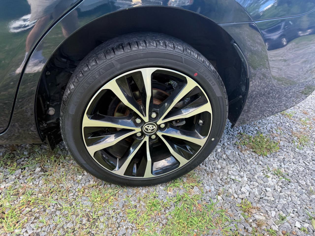 Toyota Corolla 50th Anniversary Special Edition CVT (Natl) 2017