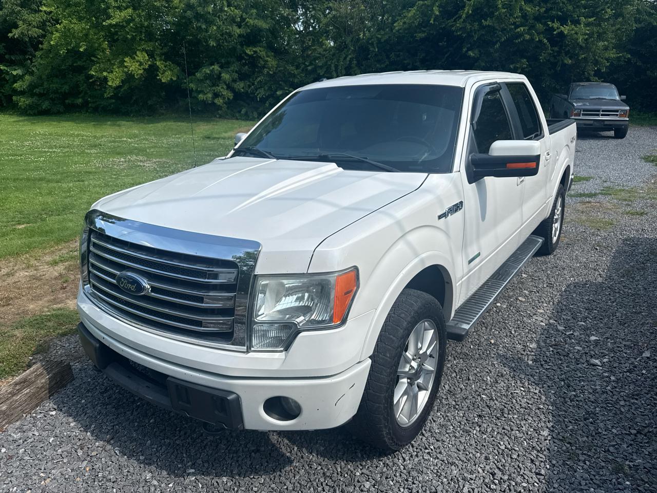 Ford F-150 4WD SuperCab 145" Lariat 2013