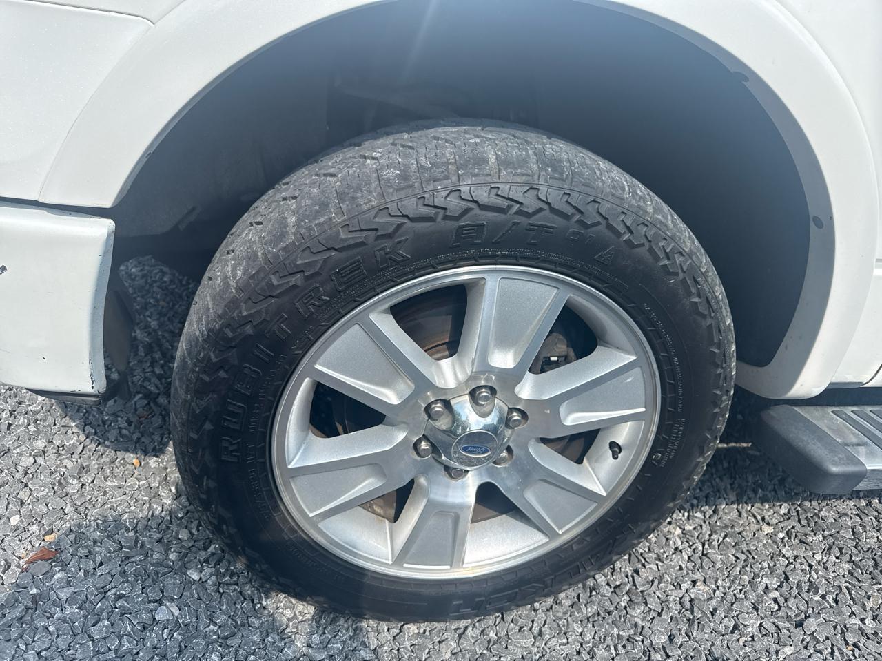 Ford F-150 4WD SuperCab 145" Lariat 2013