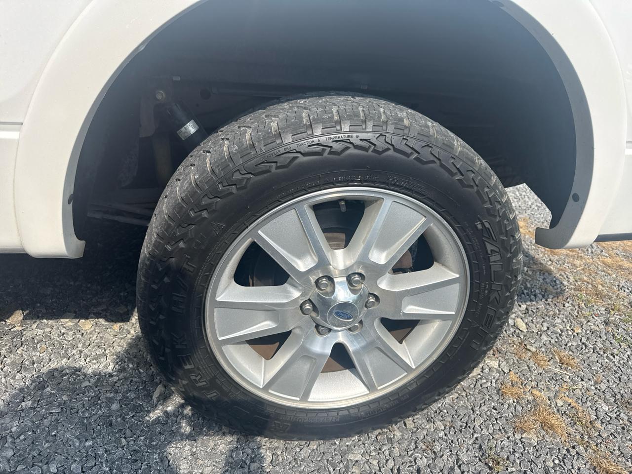 Ford F-150 4WD SuperCab 145" Lariat 2013