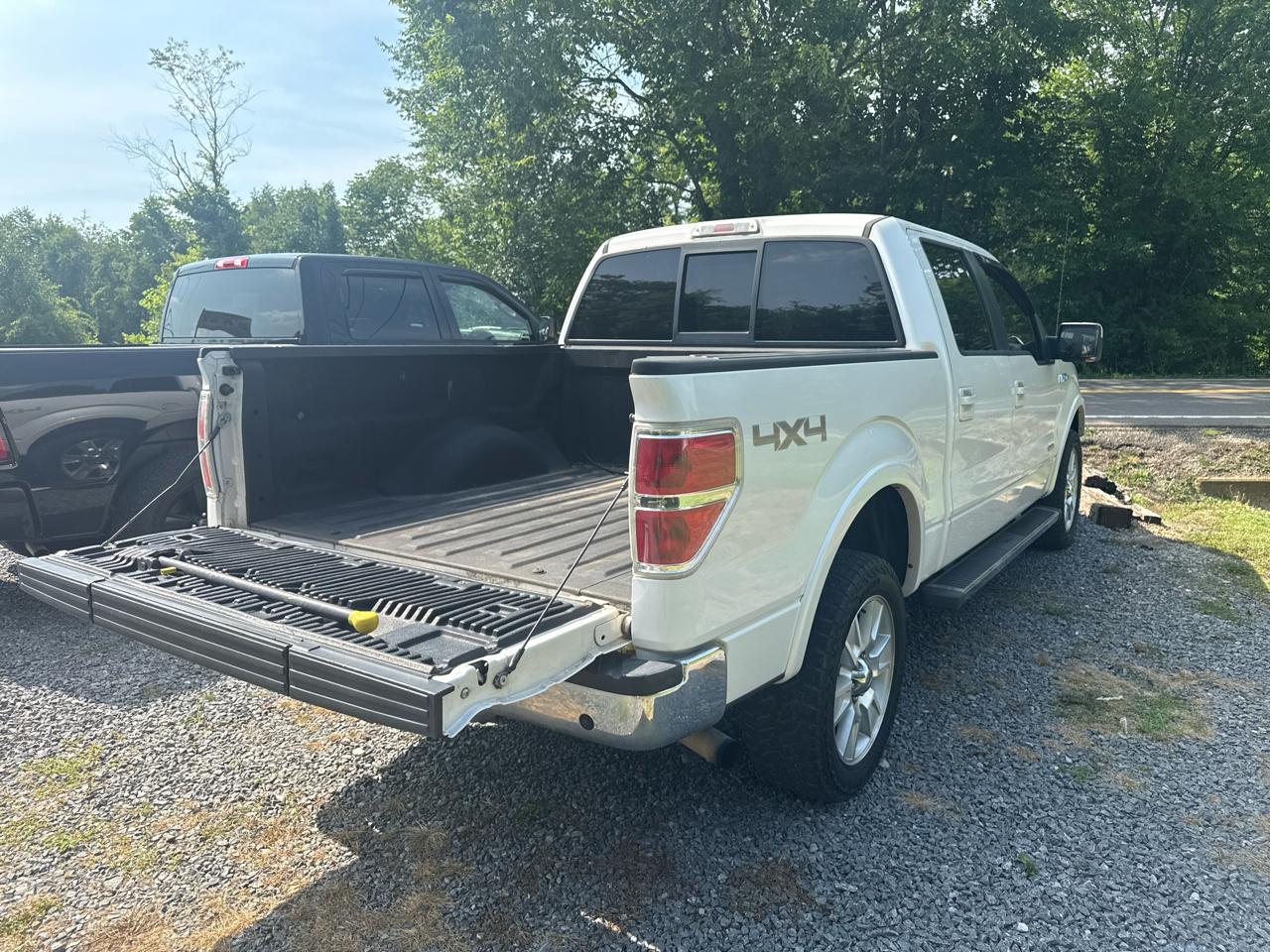 Ford F-150 4WD SuperCab 145" Lariat 2013