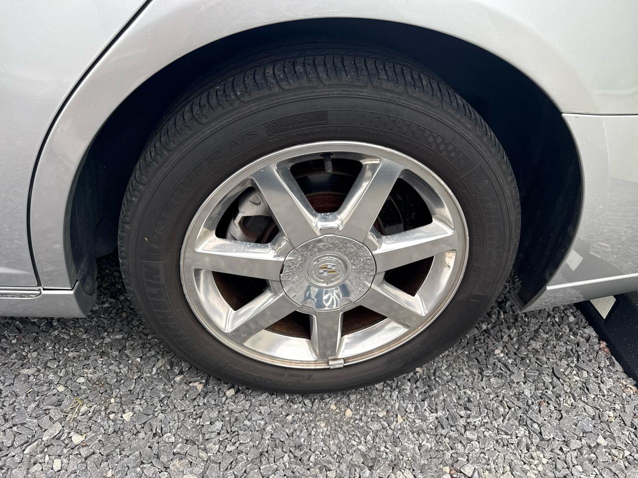 Cadillac STS 4dr Sdn V6 RWD w/1SB 2010
