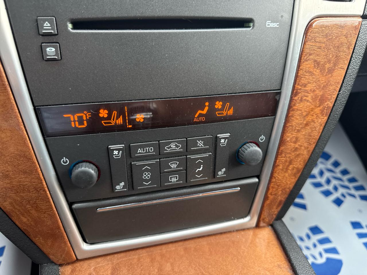 Cadillac STS 4dr Sdn V6 RWD w/1SB 2010