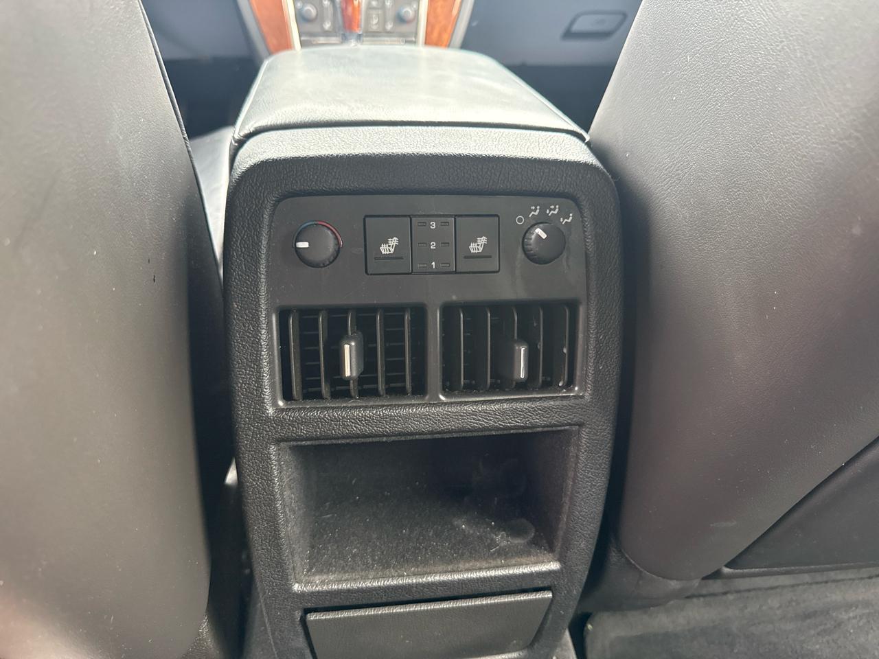 Cadillac STS 4dr Sdn V6 RWD w/1SB 2010