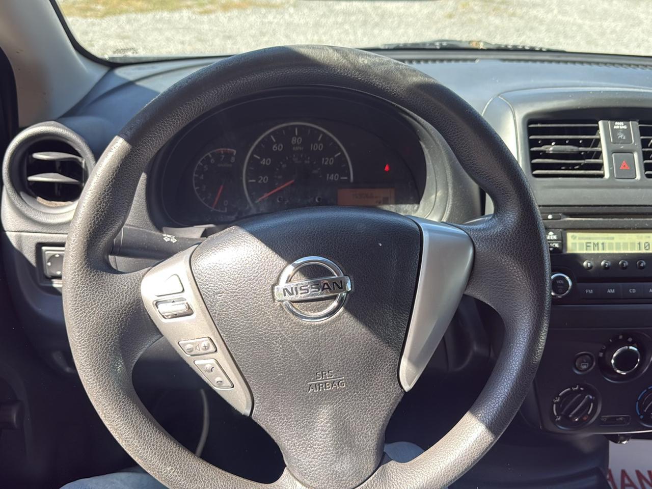 Nissan Versa 4dr Sdn Manual 1.6 S 2016