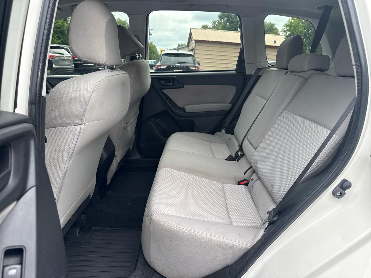 Subaru Forester 4dr CVT 2.5i Premium PZEV 2016