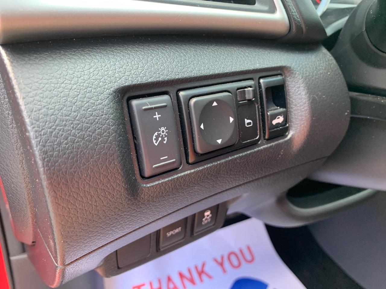 Nissan Sentra SR CVT 2019