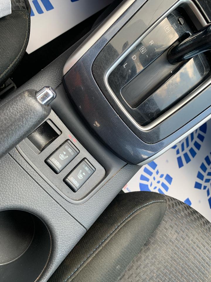 Nissan Sentra SR CVT 2019