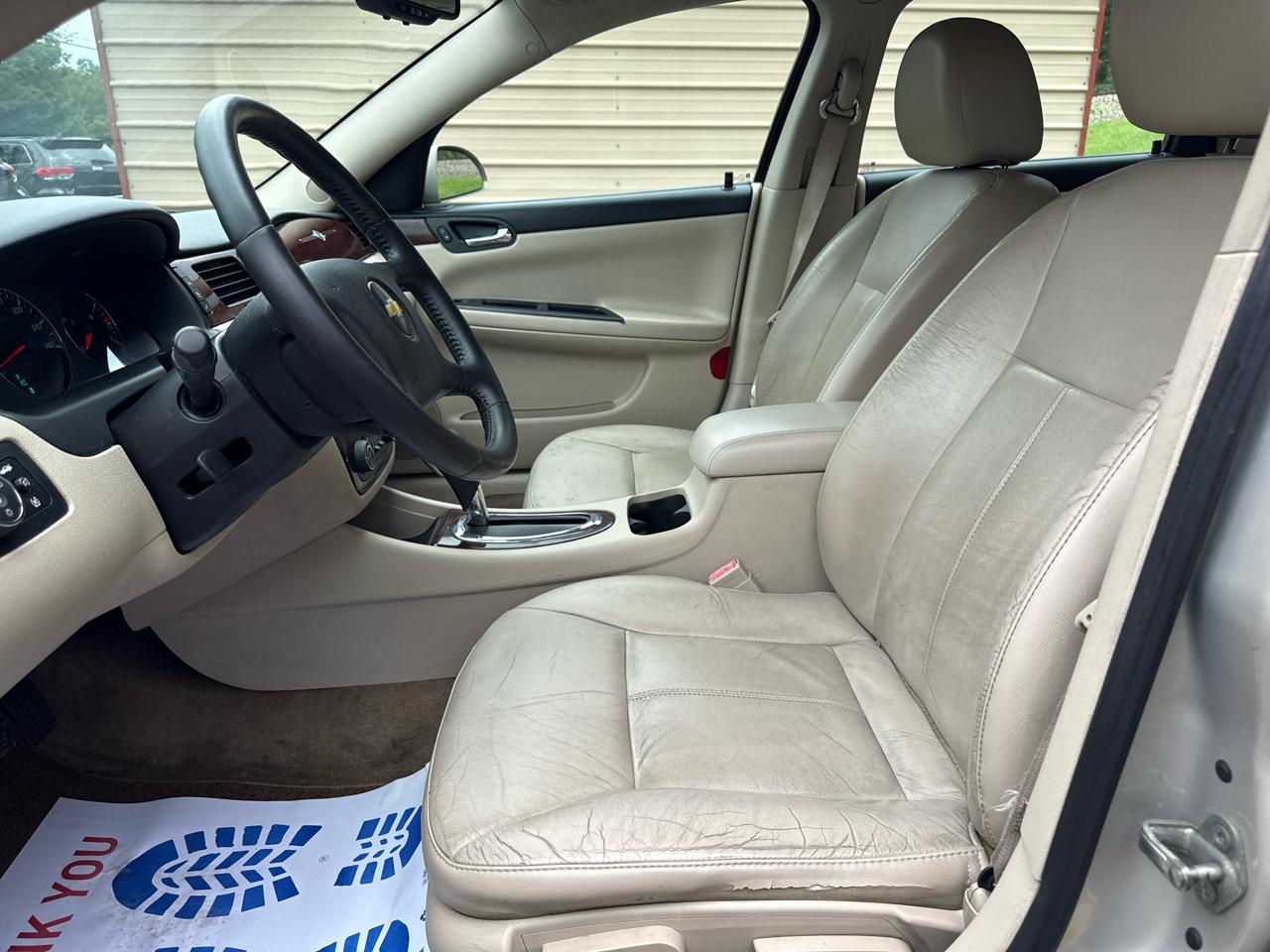 Chevrolet Impala 4dr Sdn LT Retail 2011