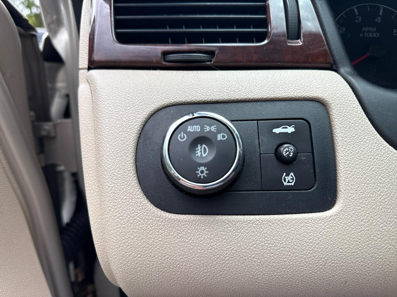 Chevrolet Impala 4dr Sdn LT Retail 2011