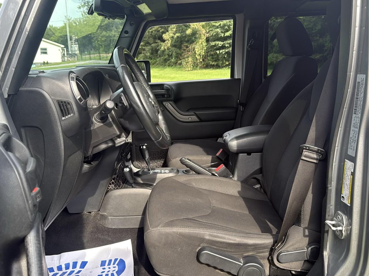 Jeep Wrangler Unlimited 4WD 4dr Sport 2016