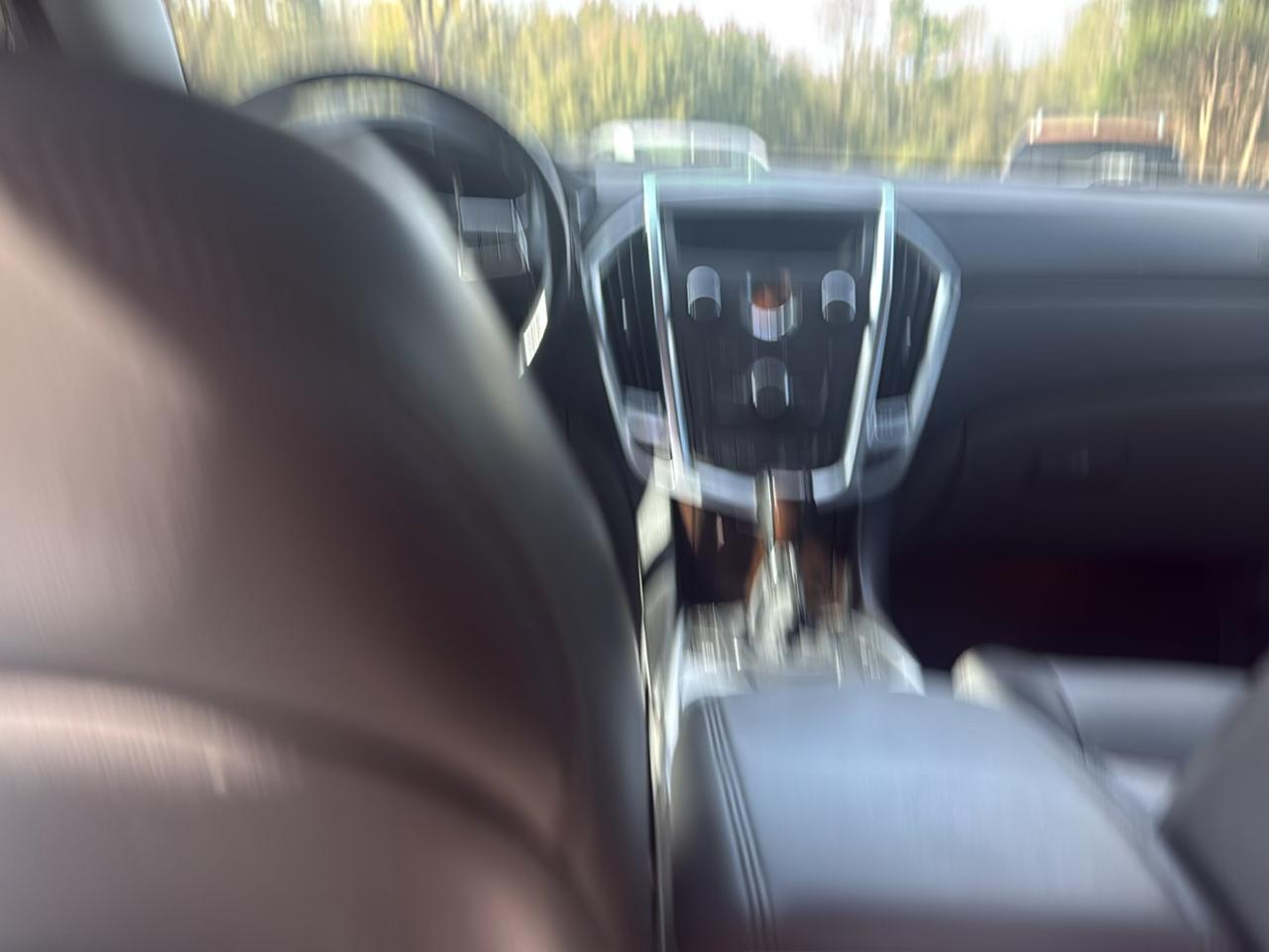 Cadillac SRX AWD 4dr Luxury Collection 2011