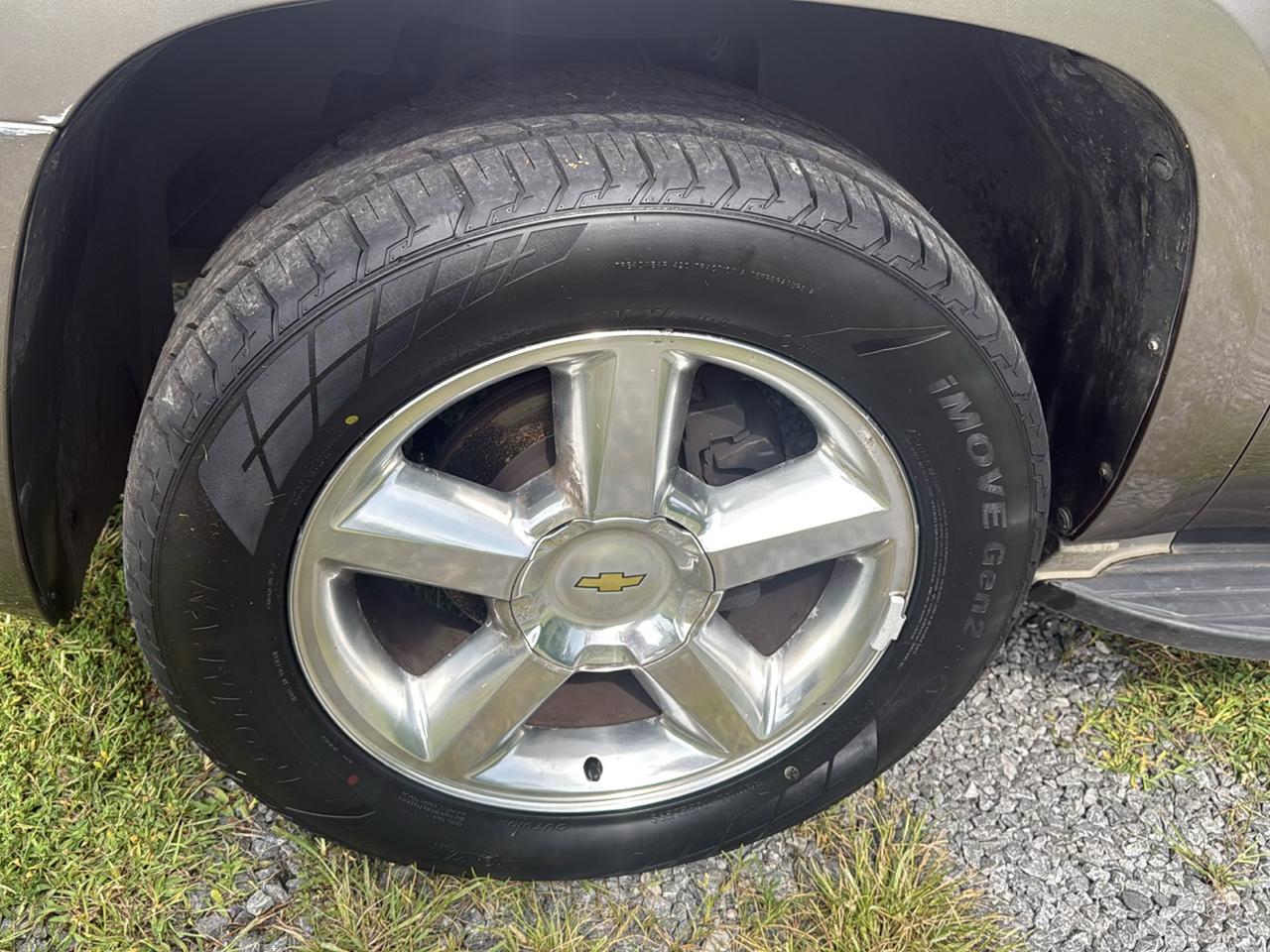Chevrolet Tahoe 4WD 4dr 1500 LT 2011