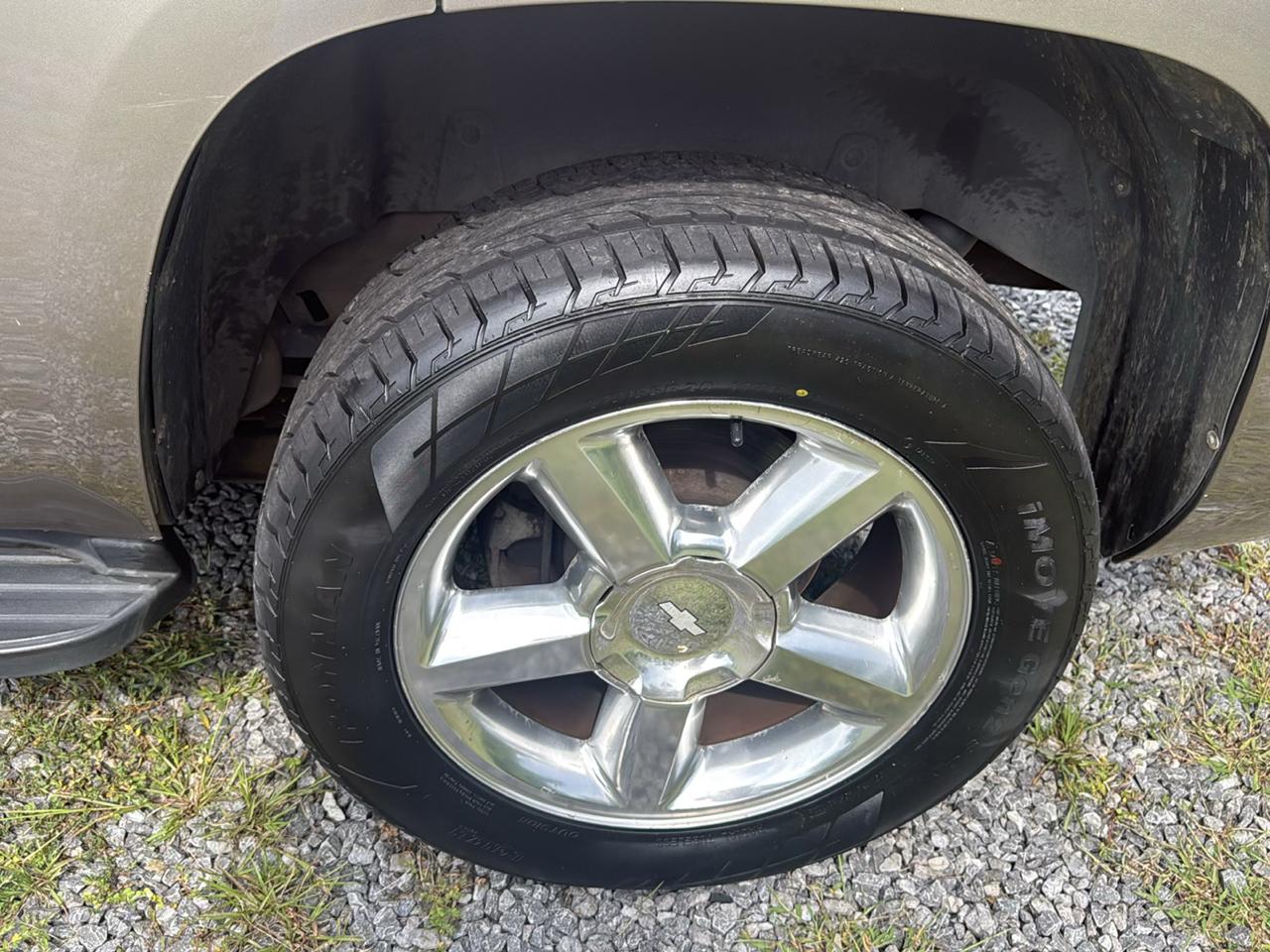 Chevrolet Tahoe 4WD 4dr 1500 LT 2011