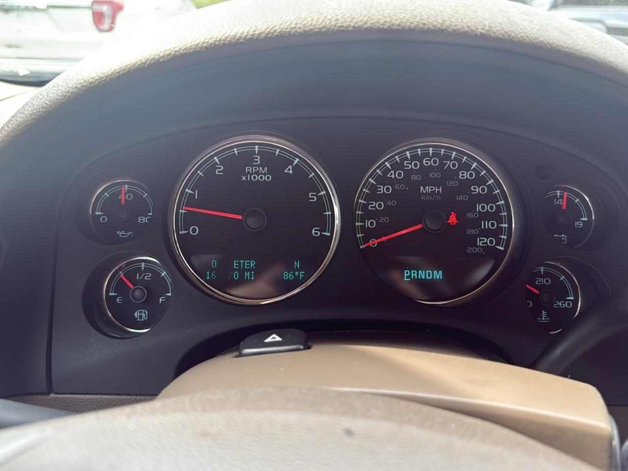Chevrolet Tahoe 4WD 4dr 1500 LT 2011