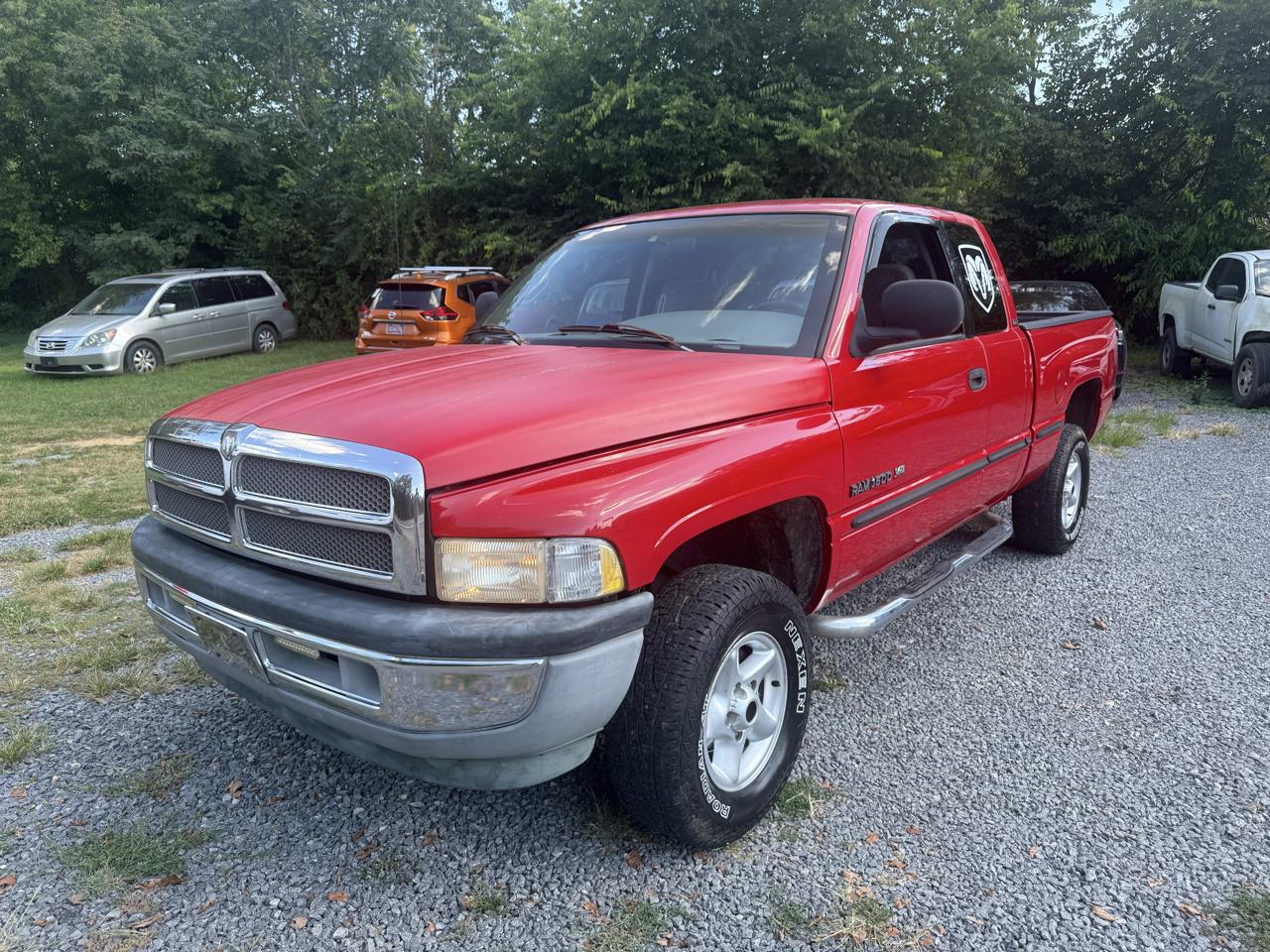Dodge Ram 1500 4dr Quad Cab 139" WB 4WD 1999