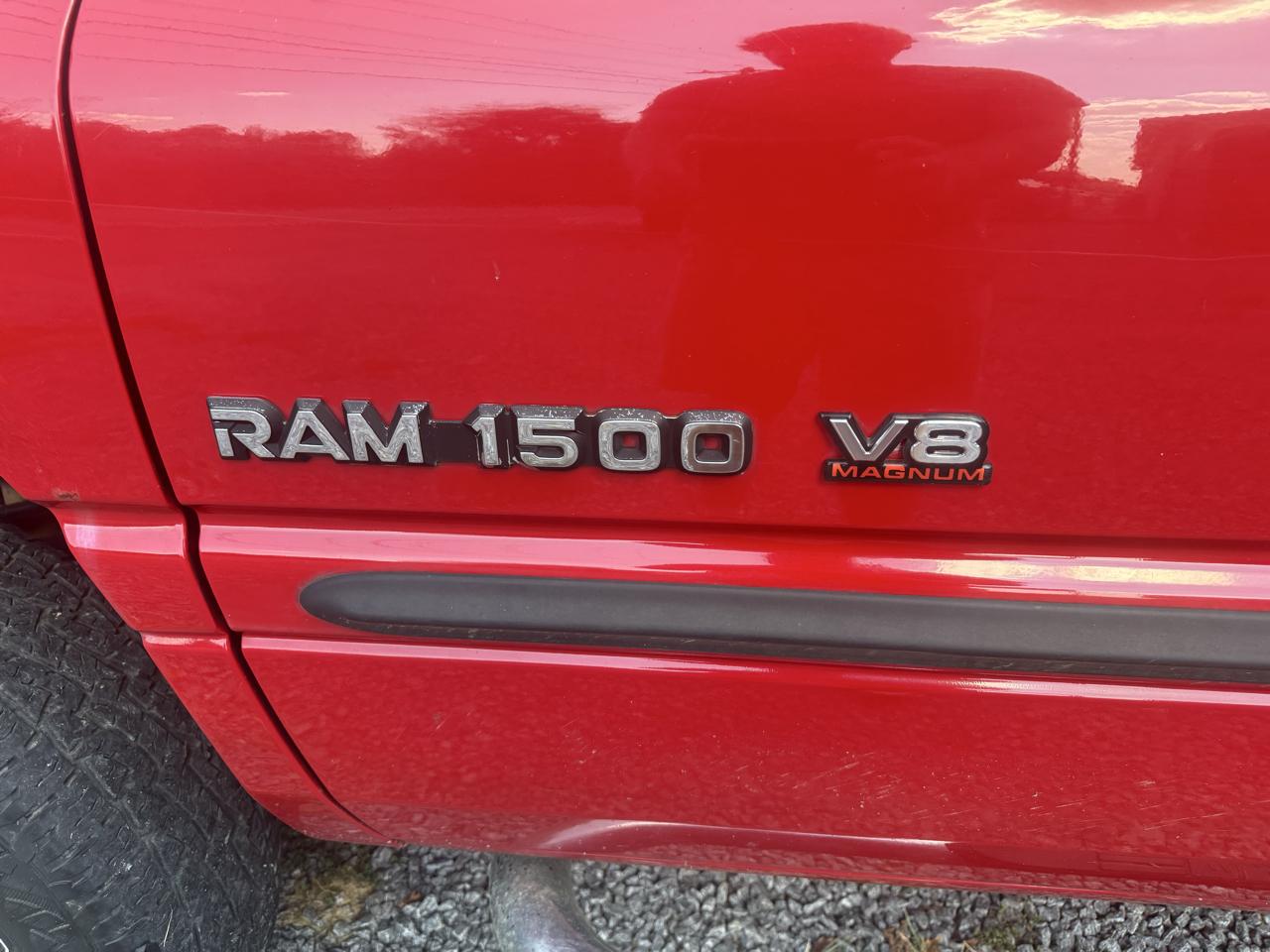 Dodge Ram 1500 4dr Quad Cab 139" WB 4WD 1999