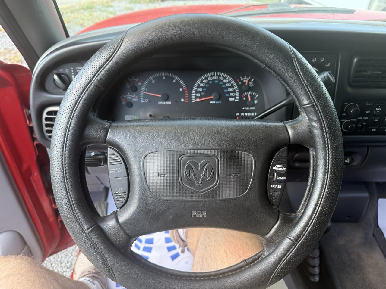 Dodge Ram 1500 4dr Quad Cab 139" WB 4WD 1999