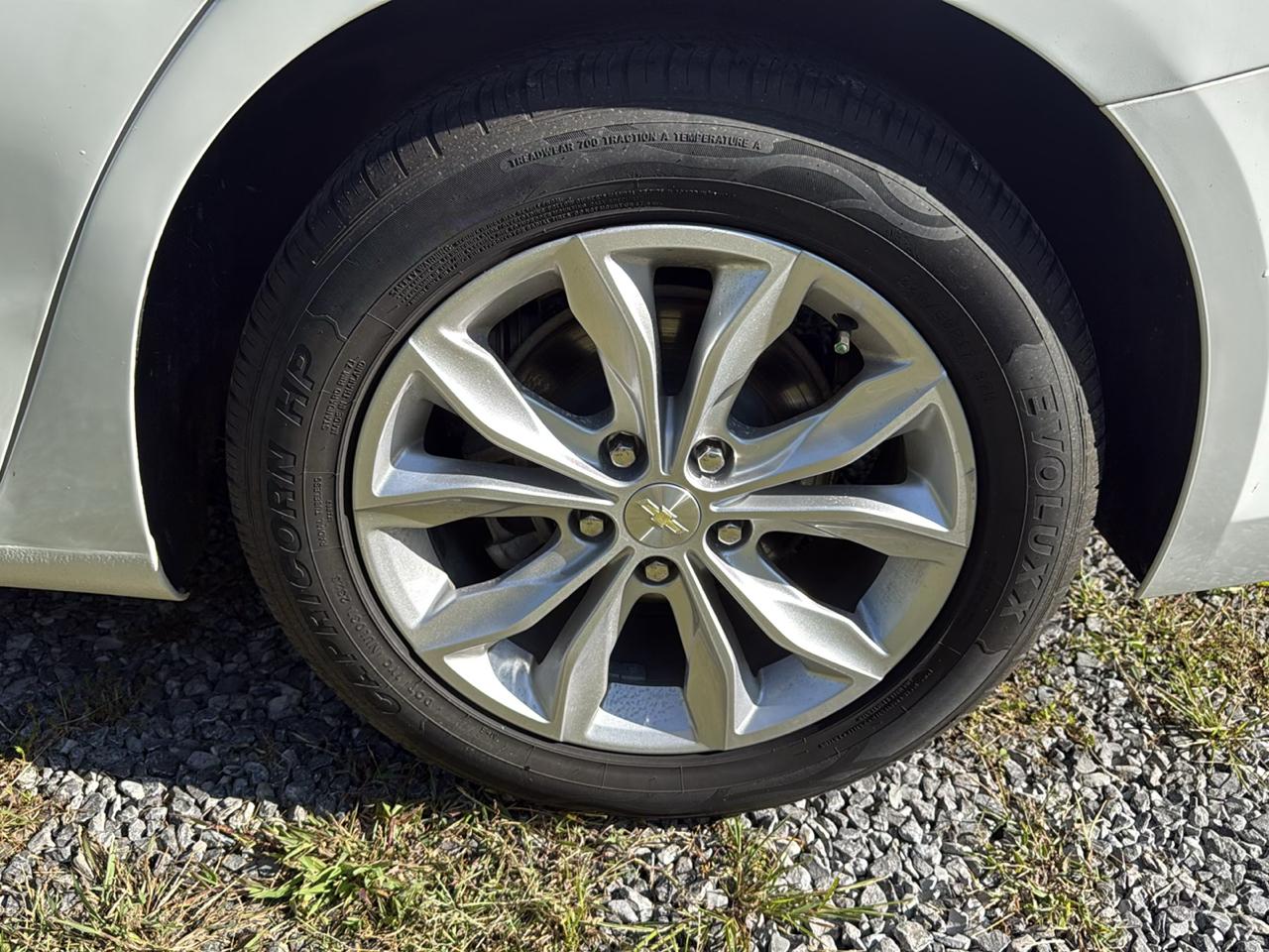 Chevrolet Malibu 4dr Sdn LT 2021