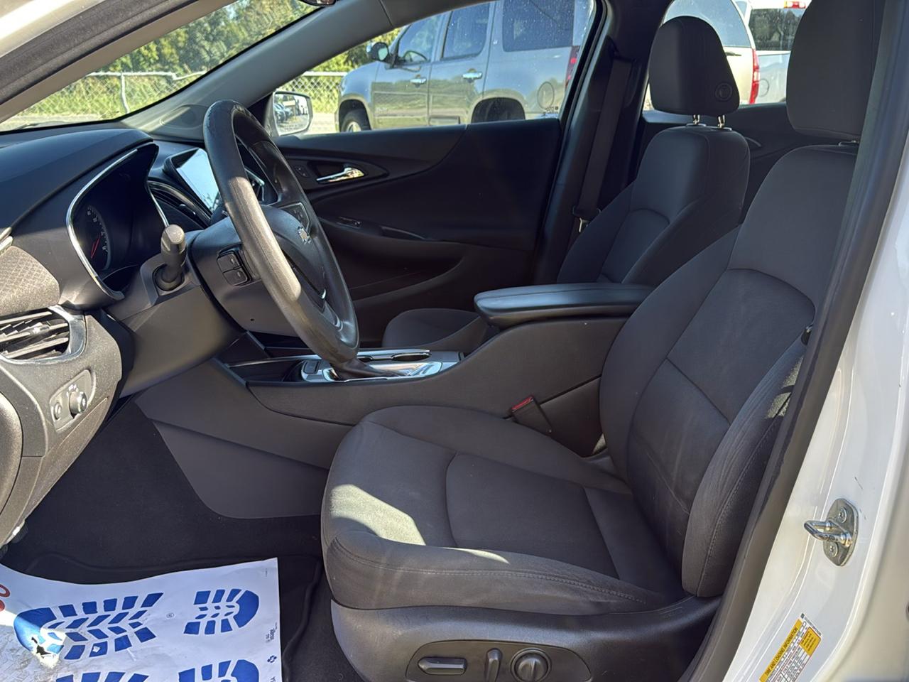 Chevrolet Malibu 4dr Sdn LT 2021