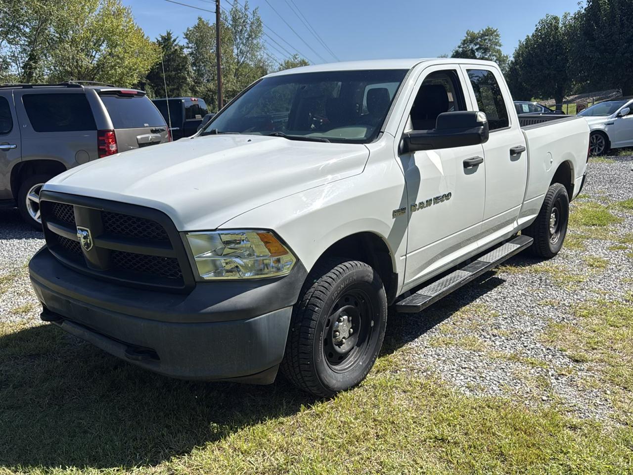 Dodge 1500 4WD Quad Cab 140.5" ST 2012