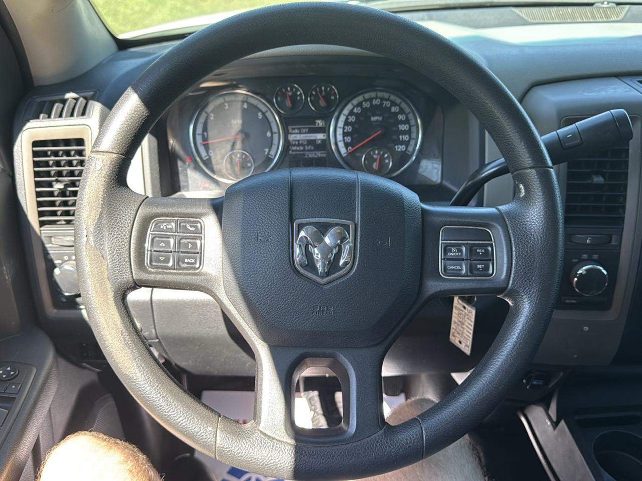 Dodge 1500 4WD Quad Cab 140.5" ST 2012
