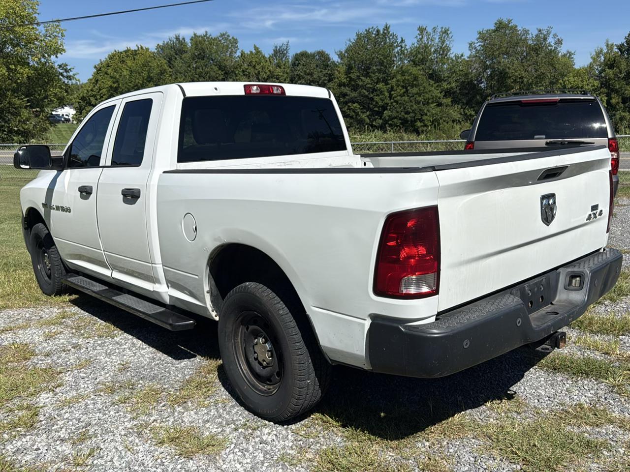 Dodge 1500 4WD Quad Cab 140.5" ST 2012