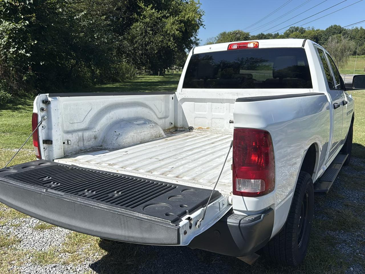 Dodge 1500 4WD Quad Cab 140.5" ST 2012