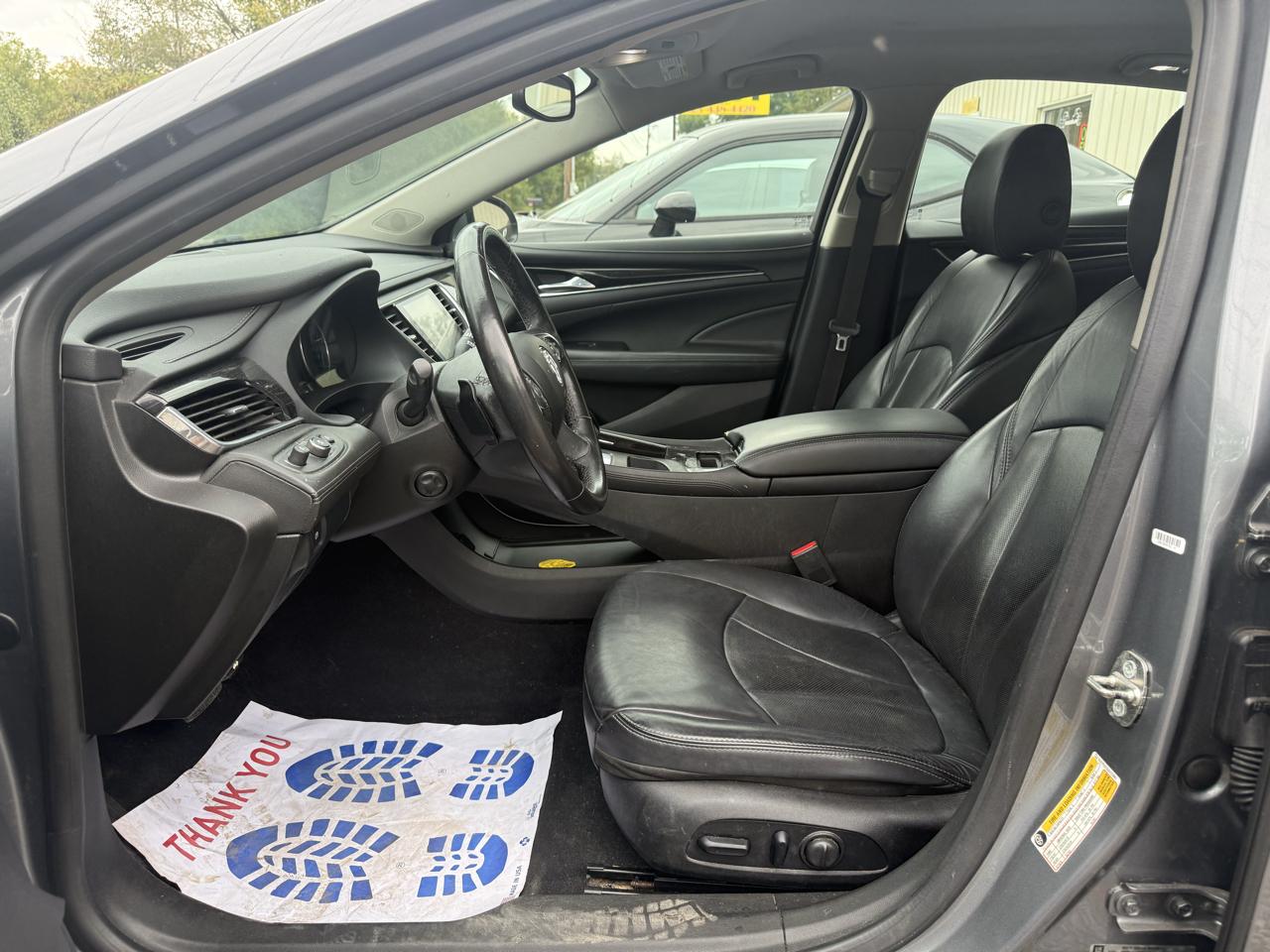Buick LaCrosse 4dr Sdn Essence FWD 2018