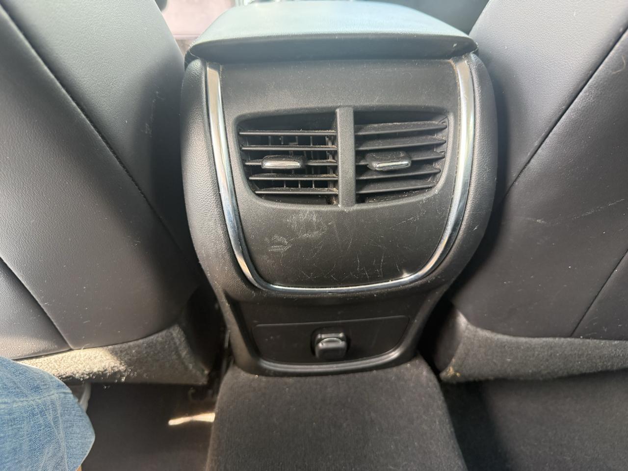 Buick LaCrosse 4dr Sdn Essence FWD 2018