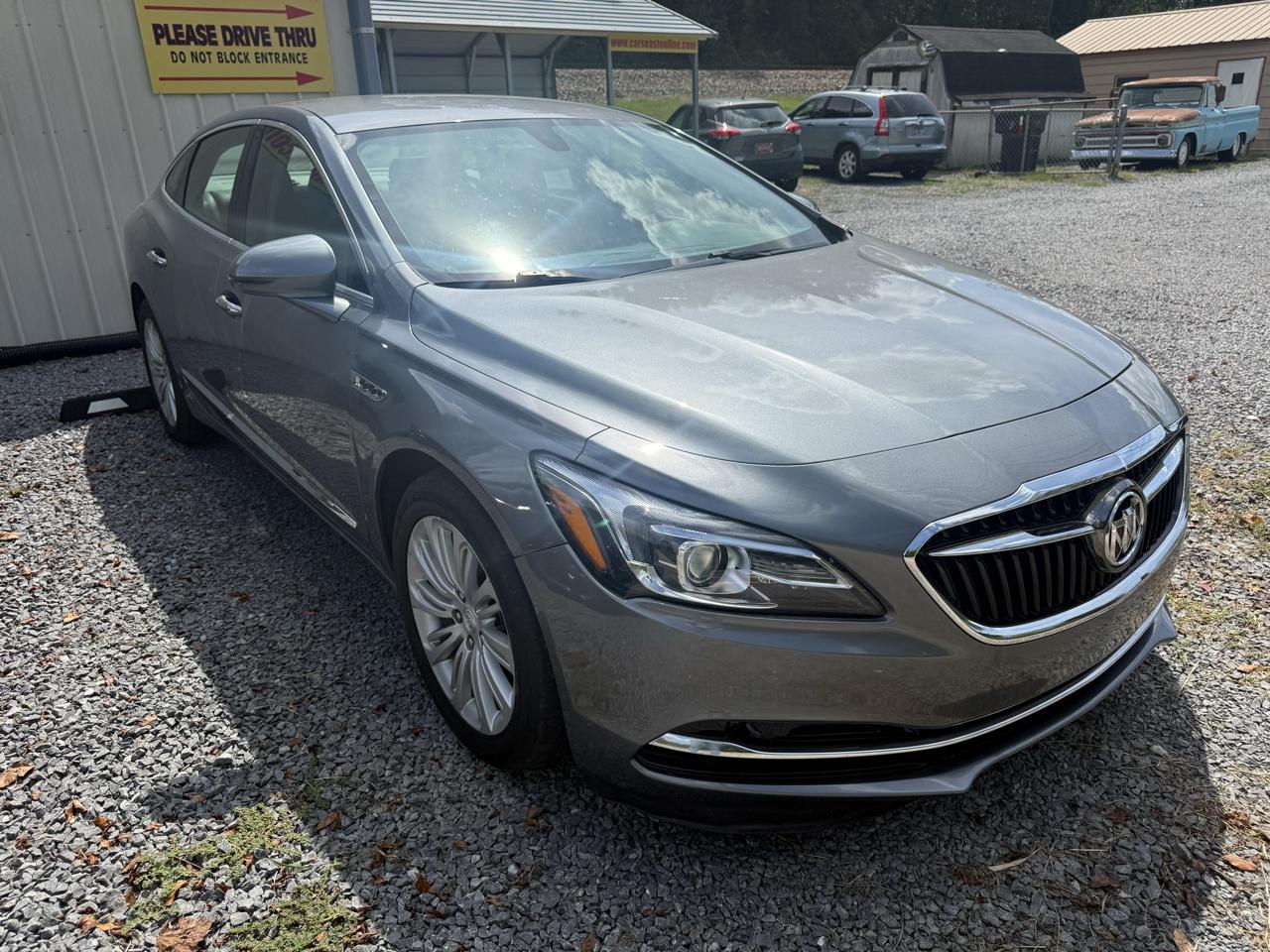 Buick LaCrosse 4dr Sdn Essence FWD 2018