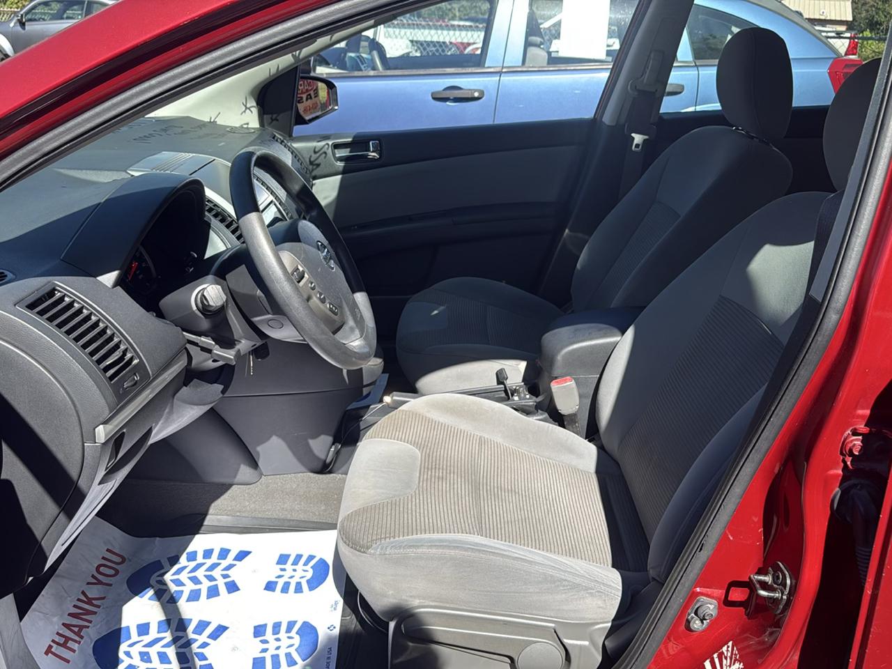 Nissan Sentra 4dr Sdn I4 CVT 2.0 S 2010