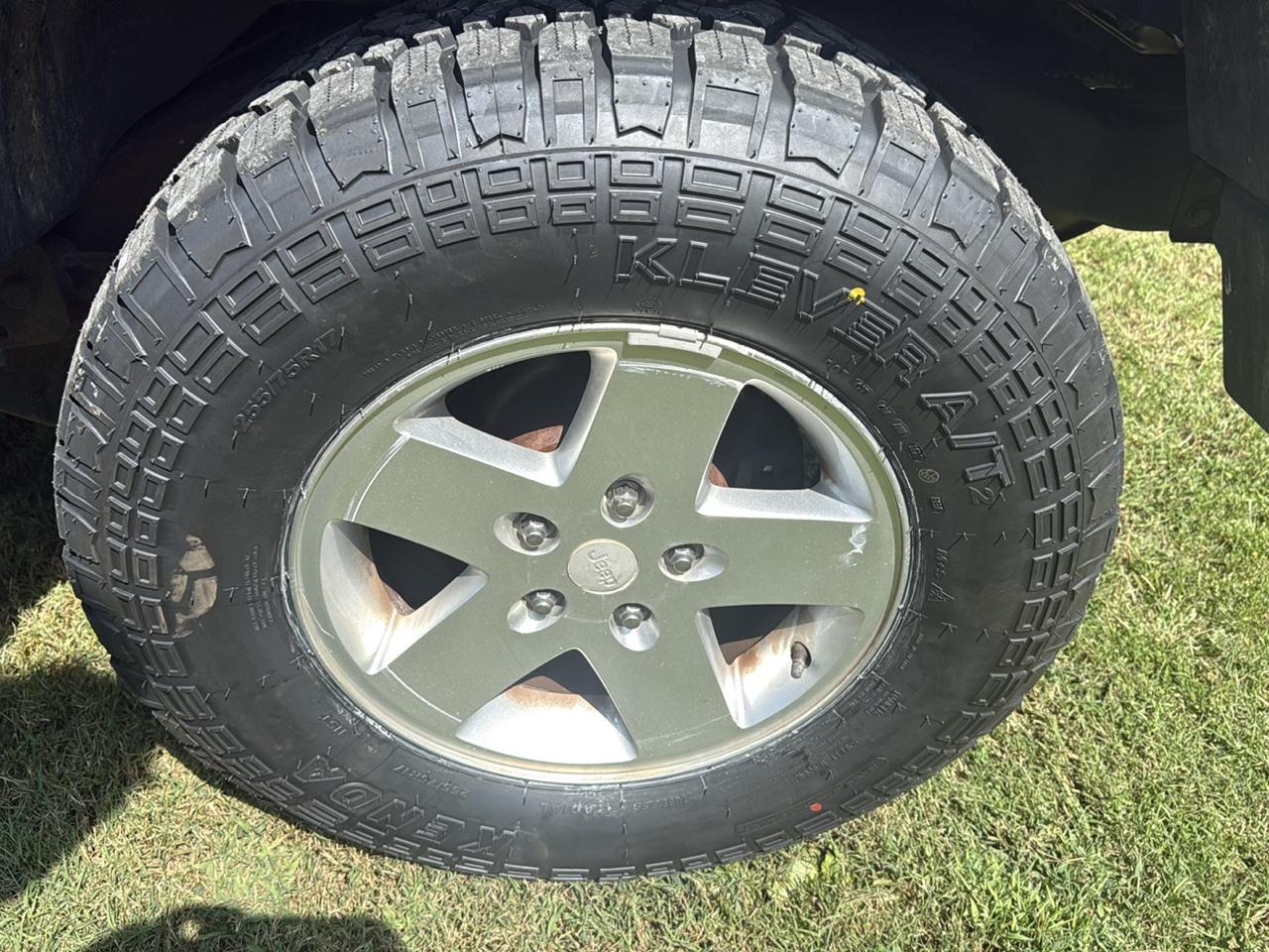 Jeep Wrangler Unlimited 4WD 4dr Sport 2012