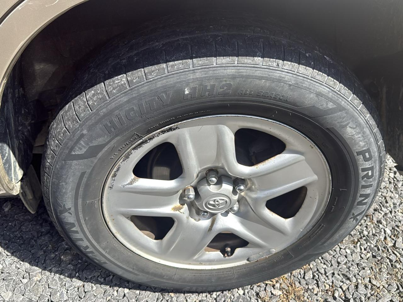 Toyota RAV4 2WD 4dr 4-cyl (Natl) 2007