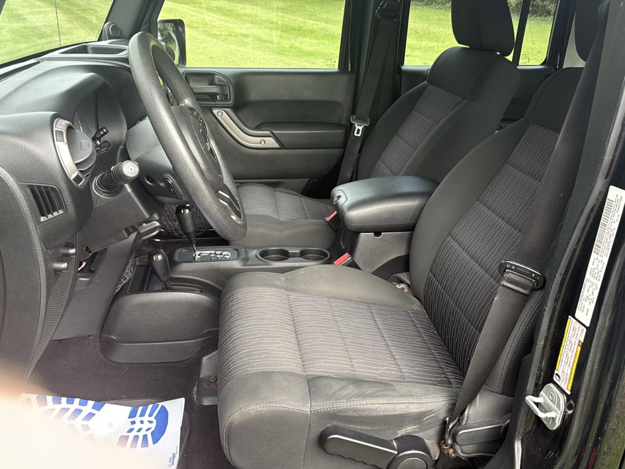 Jeep Wrangler Unlimited 4WD 4dr Sport 2012