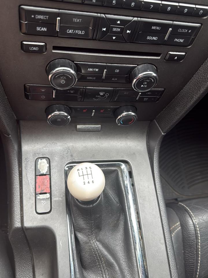 Ford Mustang 2dr Cpe V6 2011