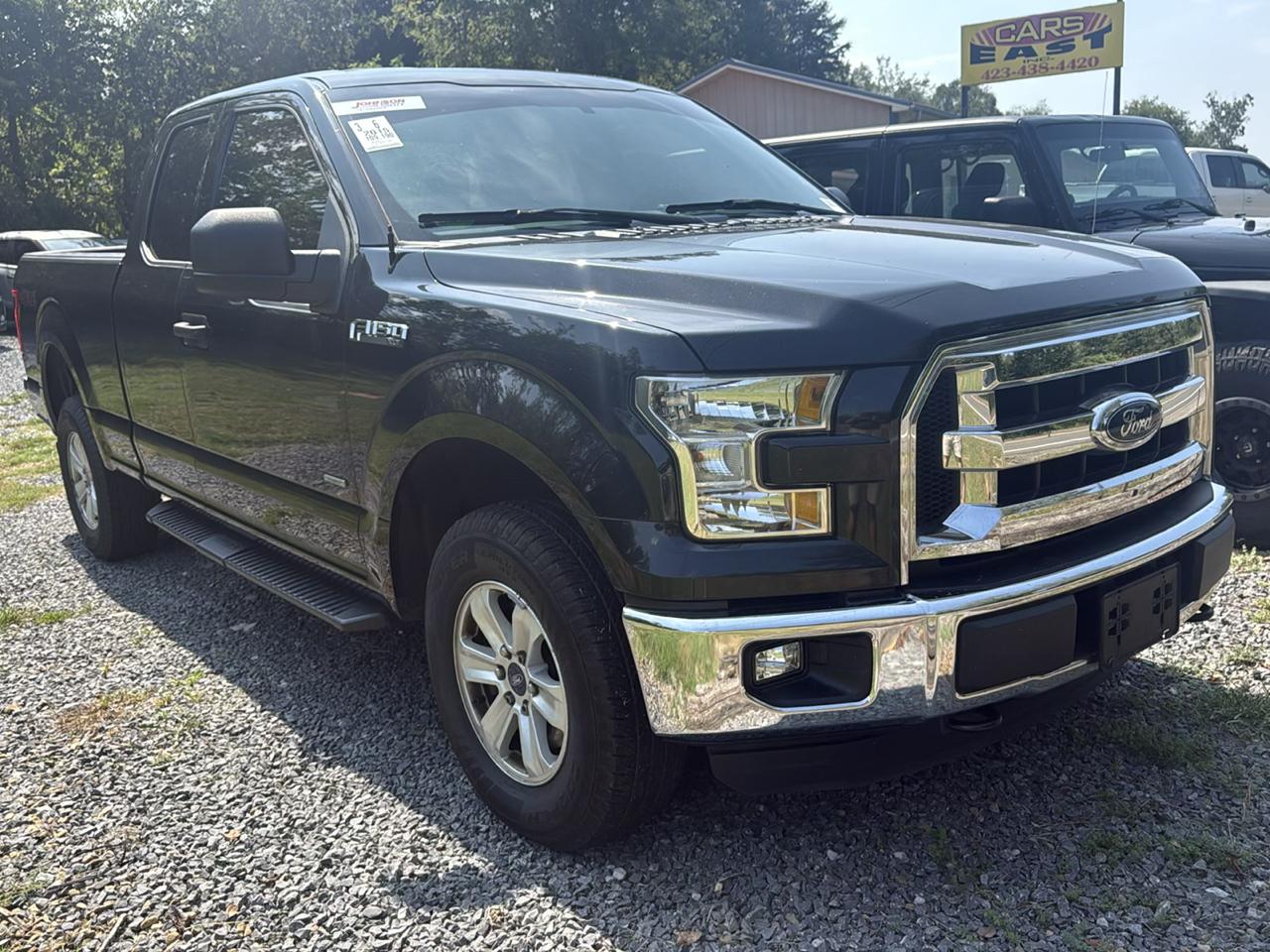 Ford F-150 4WD SuperCab 163" Lariat w/HD Payload Pkg 2015