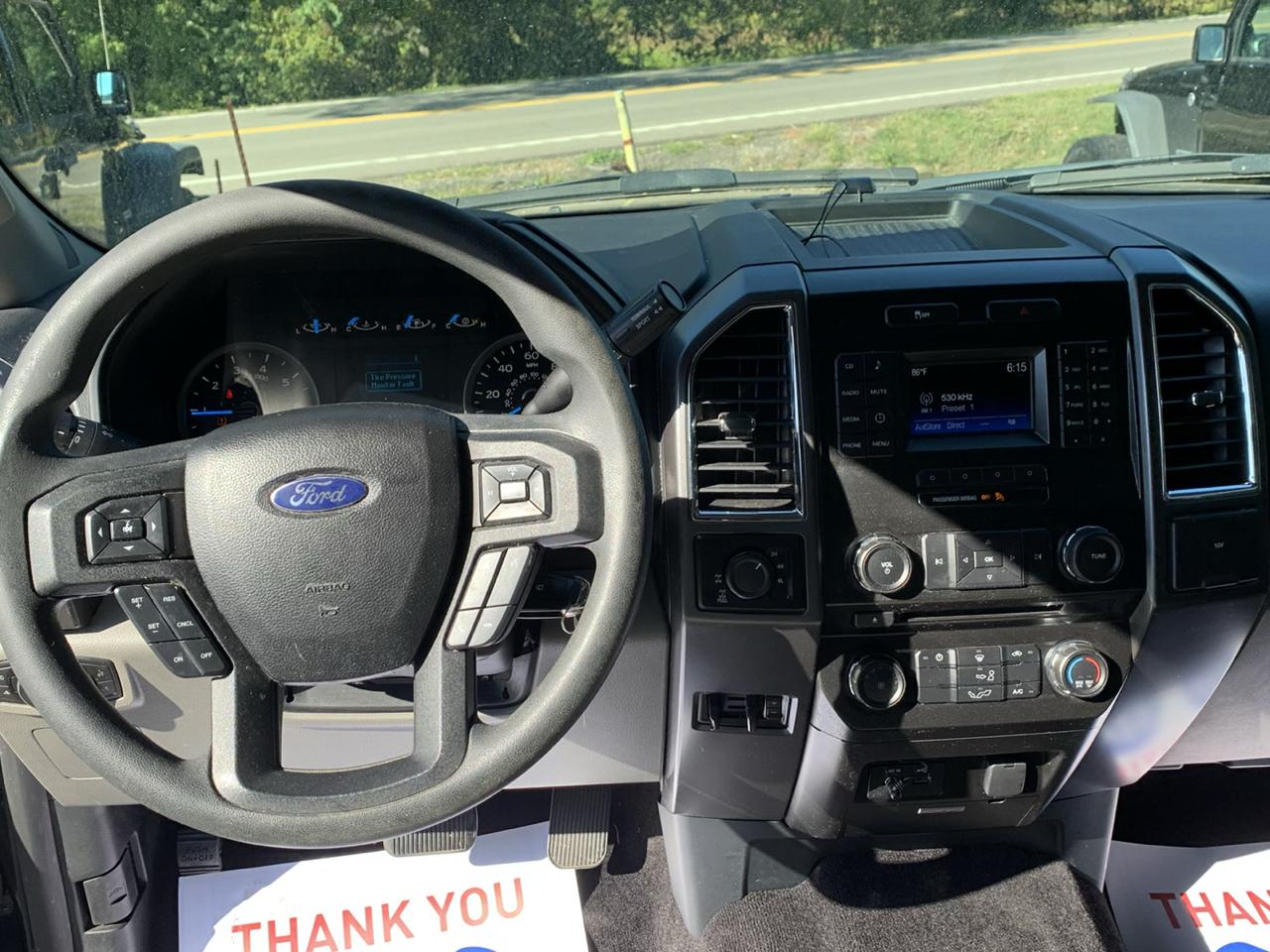 Ford F-150 4WD SuperCab 163" Lariat w/HD Payload Pkg 2015