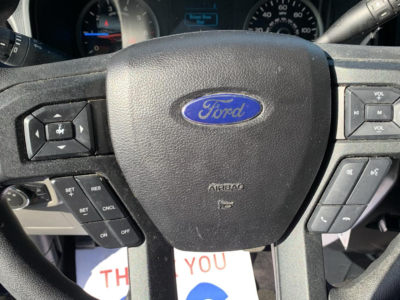 Ford F-150 4WD SuperCab 163" Lariat w/HD Payload Pkg 2015
