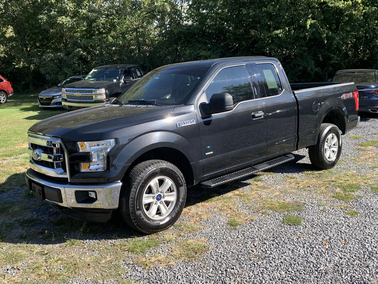 Ford F-150 4WD SuperCab 163" Lariat w/HD Payload Pkg 2015