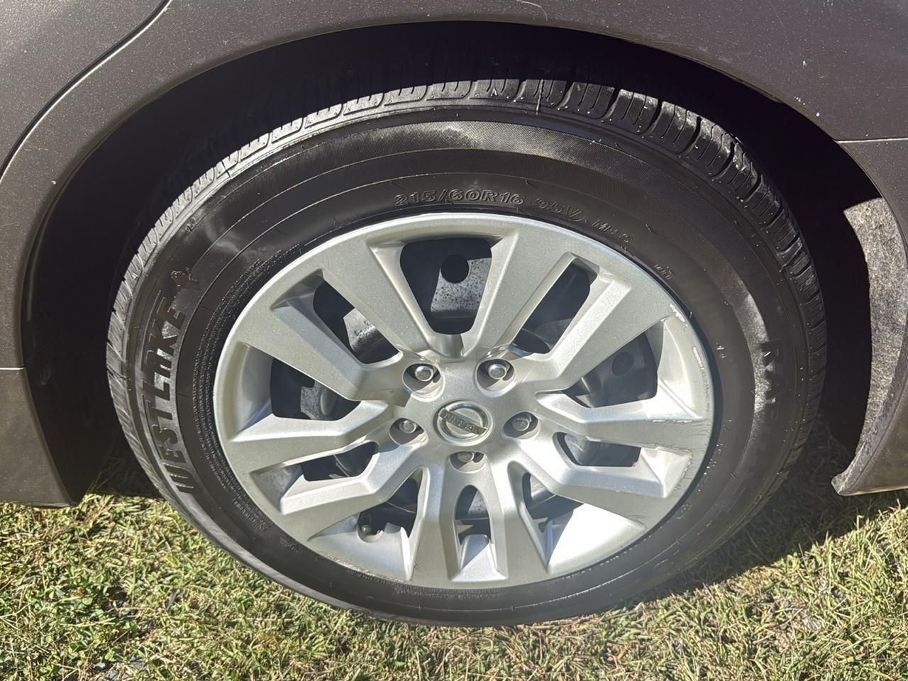 Nissan Altima 4dr Sdn I4 2.5 2016