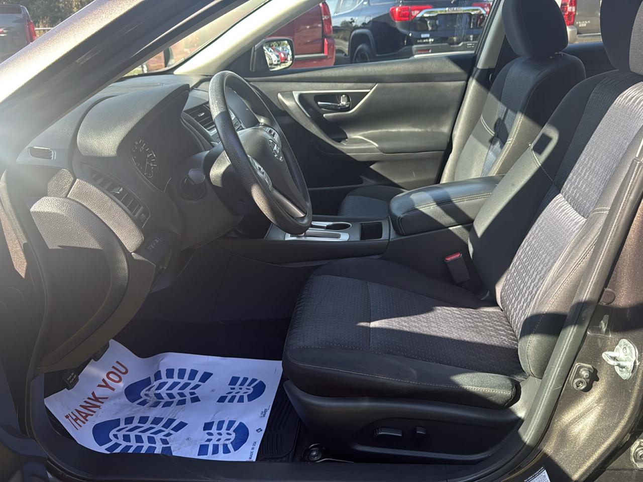 Nissan Altima 4dr Sdn I4 2.5 2016