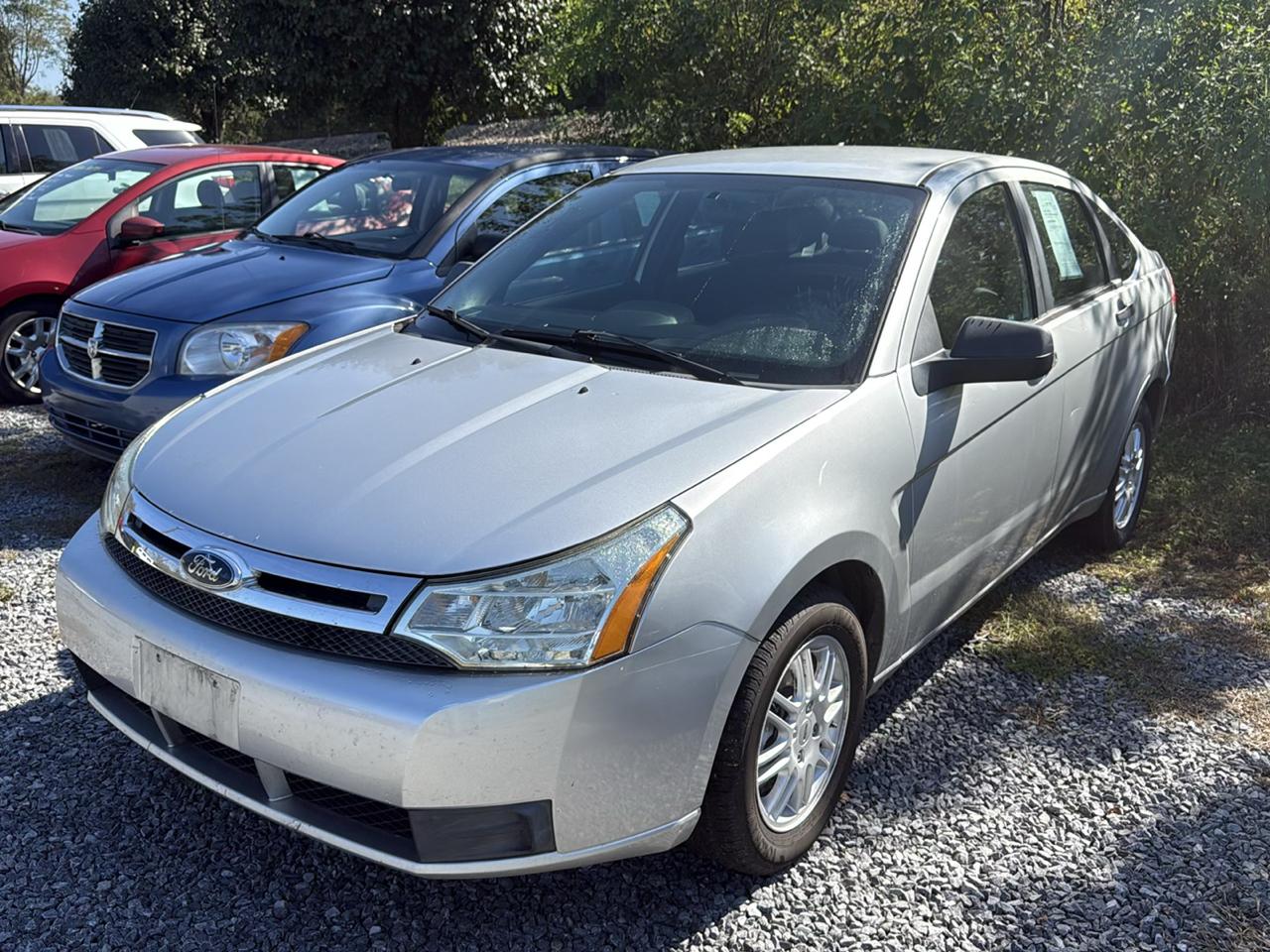 Ford Focus 4dr Sdn SE 2010