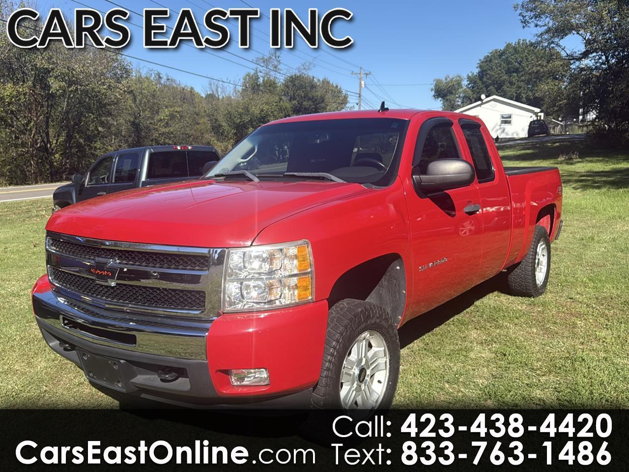 2011 Chevrolet Silverado 1500 4WD Ext Cab 143.5" LT